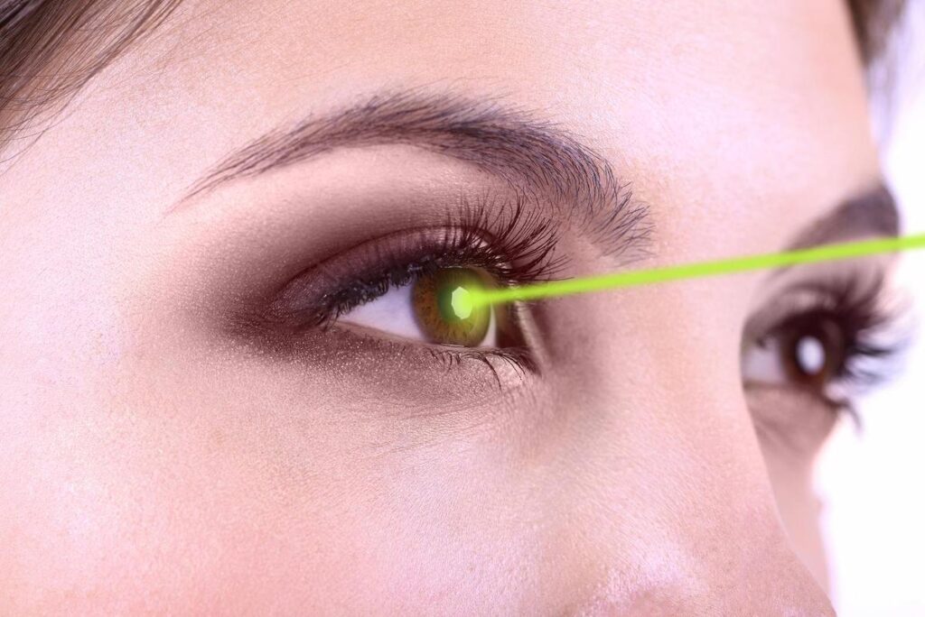 Tips to recover quickly from lasik surgery